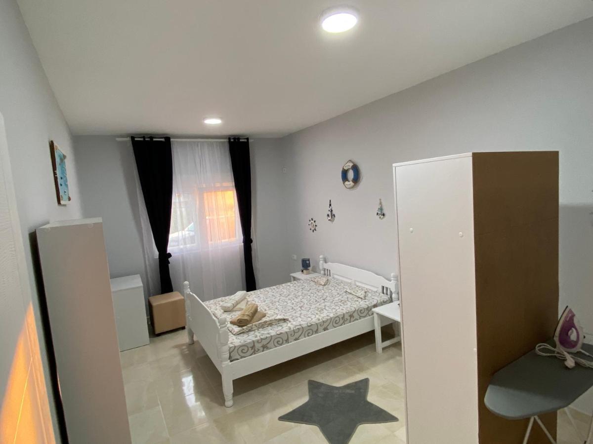 Appartamento Kotor Apartman Green Sailor Esterno foto
