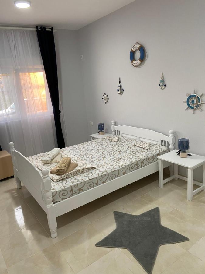 Appartamento Kotor Apartman Green Sailor Esterno foto